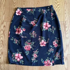 Halston Heritage Blue Knee-Length Pencil Skirt Casual Women's Size 8